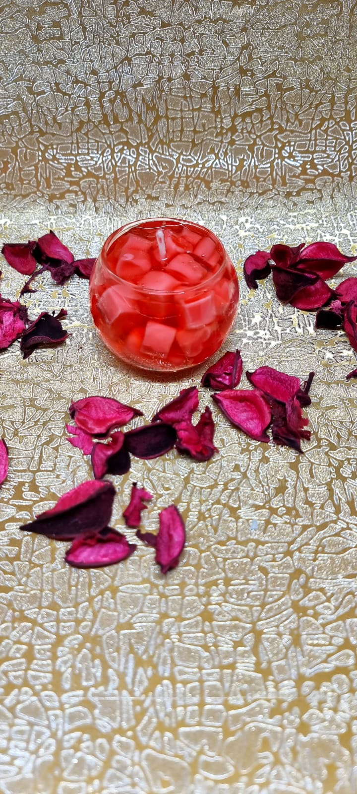 Mini heart candles in jelly wax